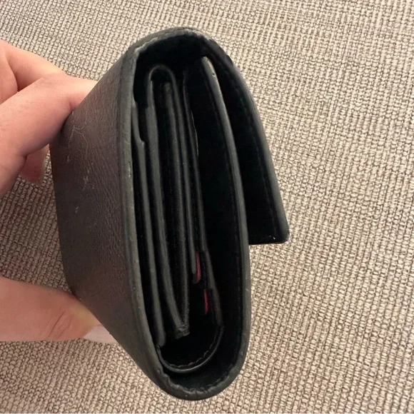 CELINE‎ Small Black Trifold Leather Wallet - Picture 5 of 7